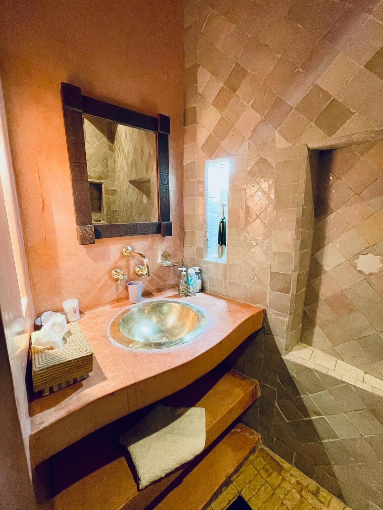 Exclusive And Stylish 4-Bedroom Riad With Plunge Pool 马拉喀什 外观 照片