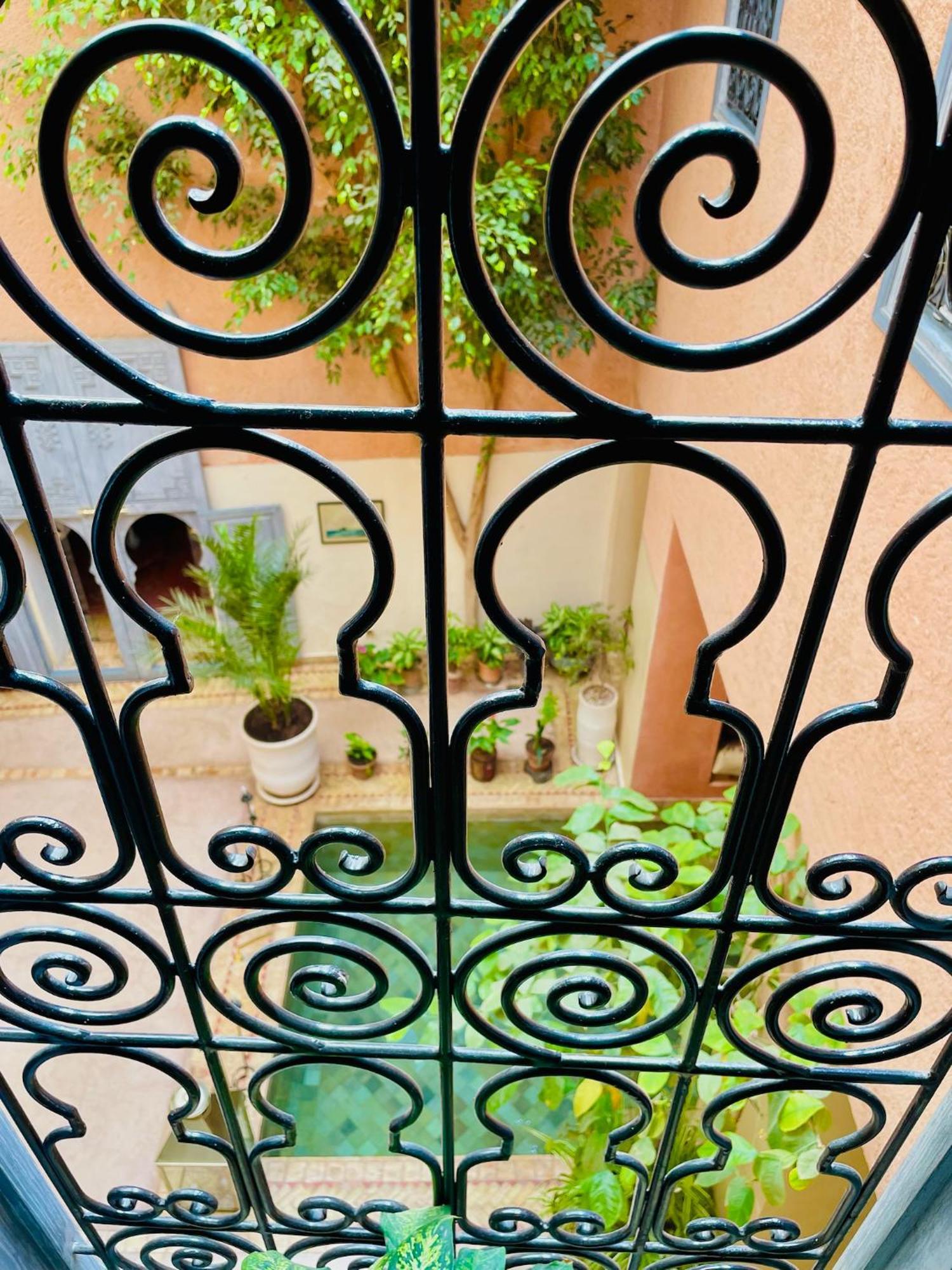 Exclusive And Stylish 4-Bedroom Riad With Plunge Pool 马拉喀什 外观 照片